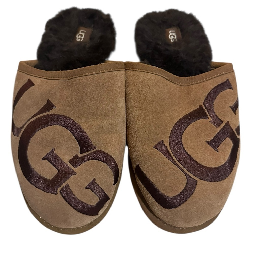 UGG Tan and Brown Cozy Slippers men’s size 10